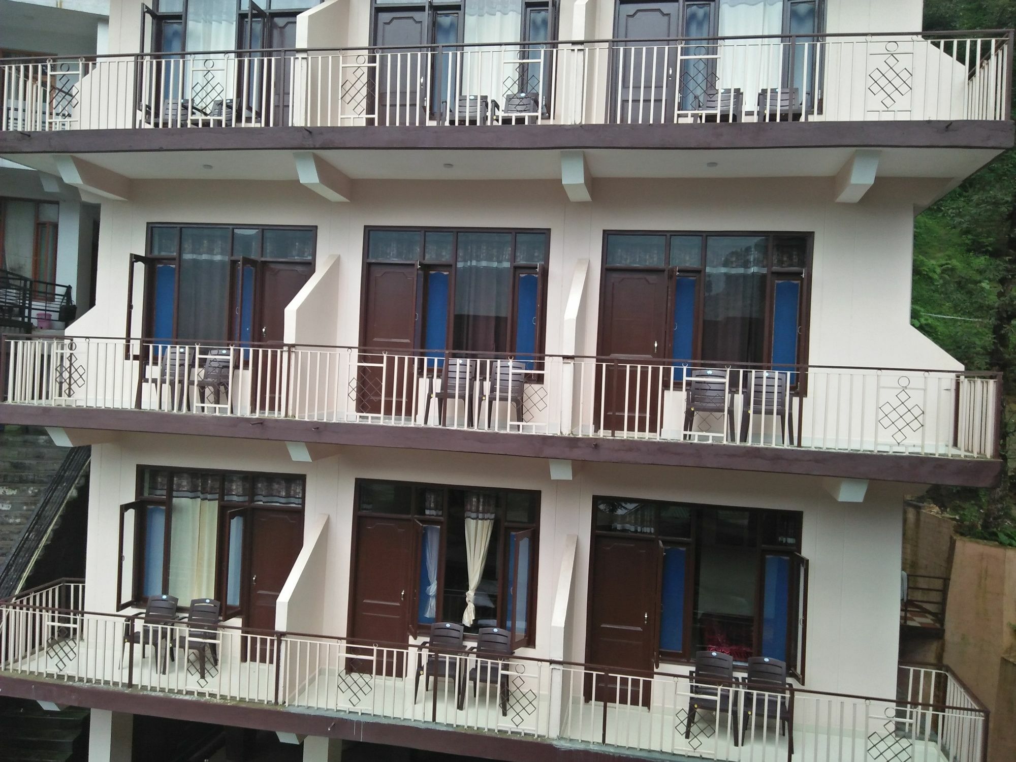 Hotel Hillora Mcleodganj Маклеод-Гандж Екстер'єр фото